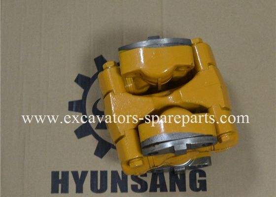 17A-20-11201 17A-20-11200 Excavator Spare Parts Universal Joint For  PC350-8